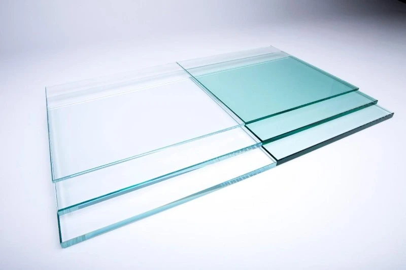 Clear Float Glass vs Ultra Clear Float Glass Clear Float Glass vs Ultra Clear Float Glass