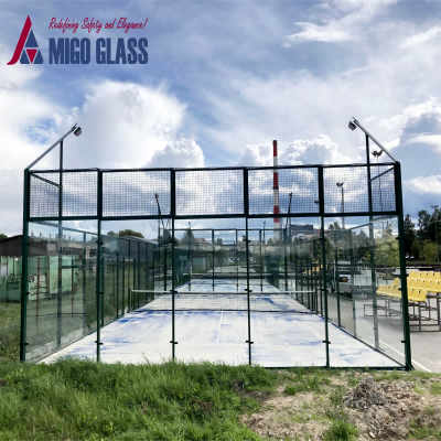 Soluții personalizate de sticlă pentru padel