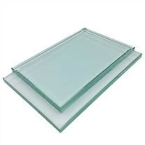 Sticlă lambriu cu transmisie ridicată a luminii